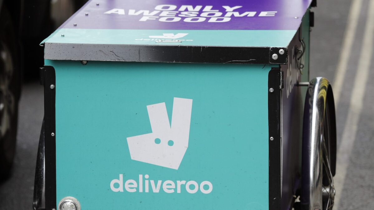 Amazon entra en Deliveroo con una inversión de 575 millones de dólares