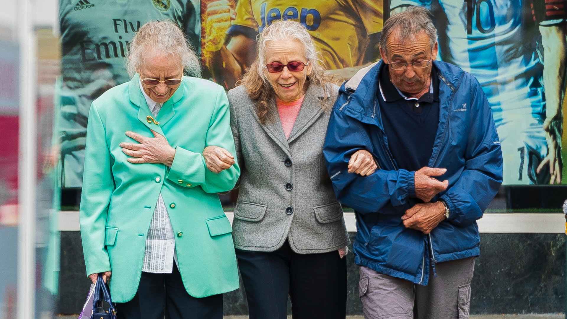 Así benefician las relaciones sociales a las personas mayores