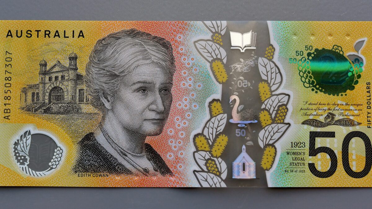 Australia pone en circulación billetes de 50 dólares con faltas de ortografía