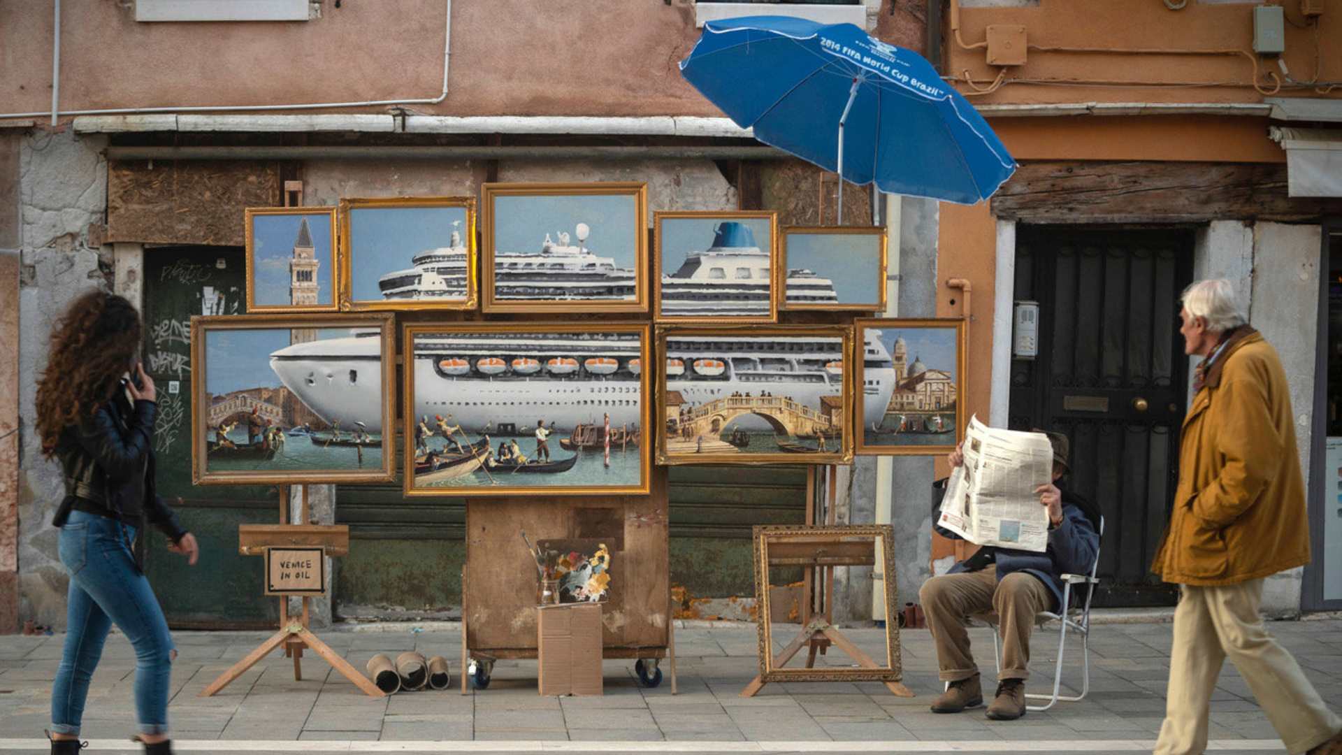 Banksy denuncia el paso de cruceros en Venecia con una ‘performance’