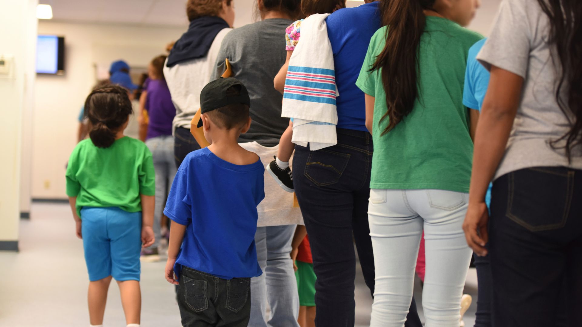 EEUU no localiza a los familiares de 12 menores separados en la frontera