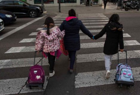 La renta familiar de los españoles es inferior a la que tenían antes de llegar el euro en 2002