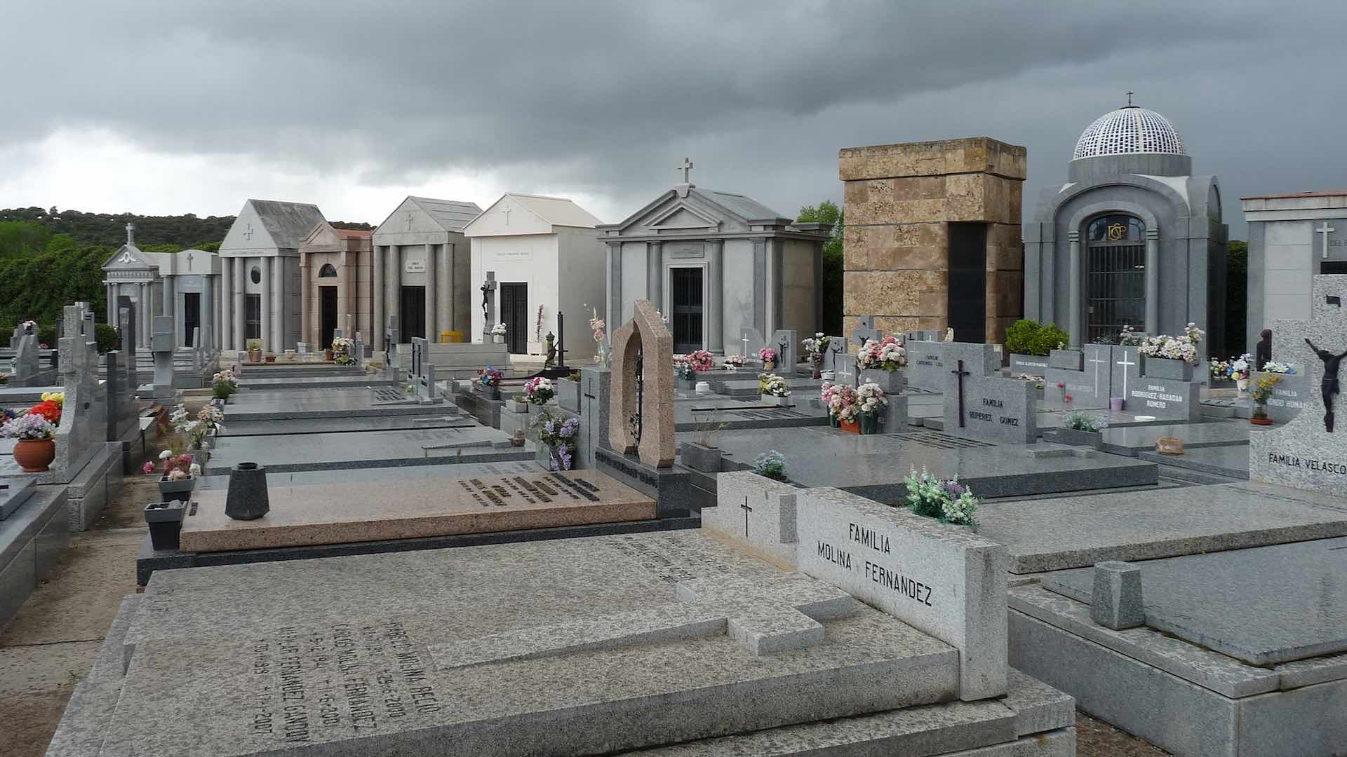 El panteón donde se prevé enterrar a Franco pasa a ser propiedad del Estado