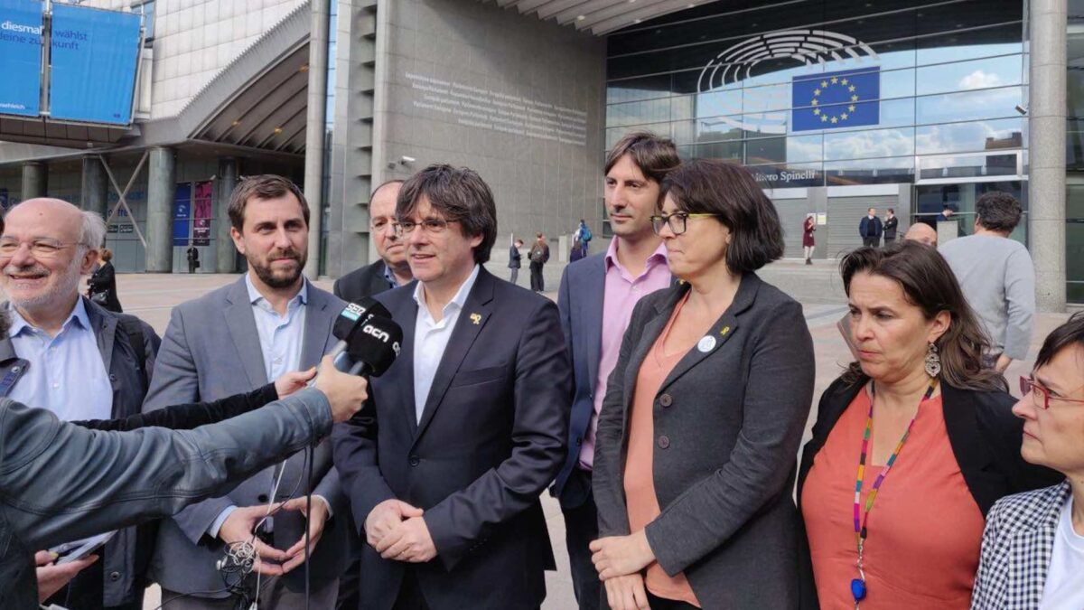 El Parlamento Europeo impide la entrada a Puigdemont para recoger su acreditación