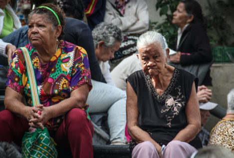 Envejecer en Venezuela: trabajar y sufrir por un salario mínimo
