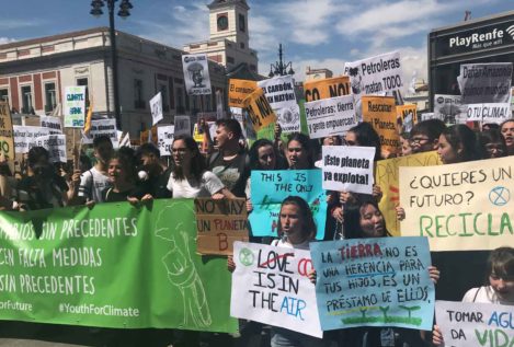 Estudiantes de todo el mundo vuelven a manifestarse para pedir la emergencia climática del planeta