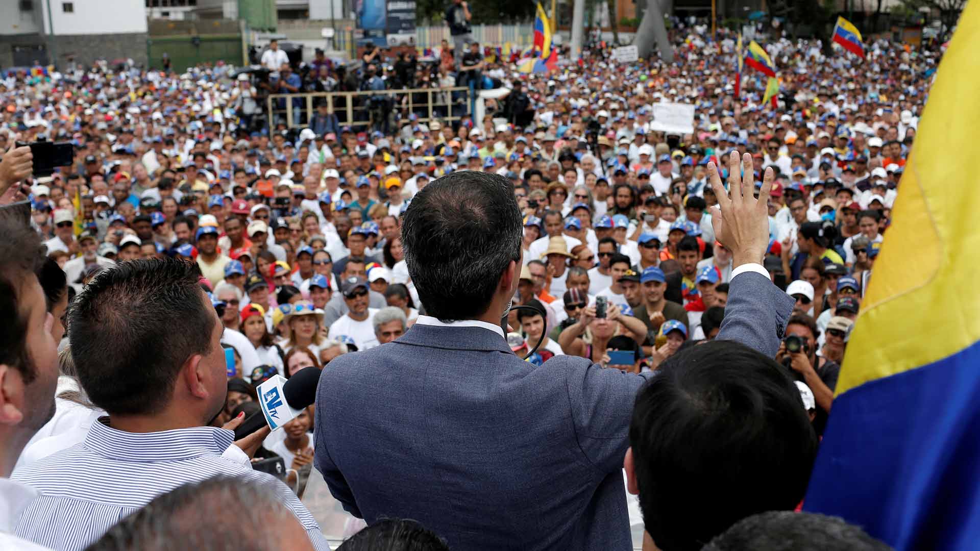 Guaidó pide a la UE que imponga nuevas sanciones al Gobierno de Maduro
