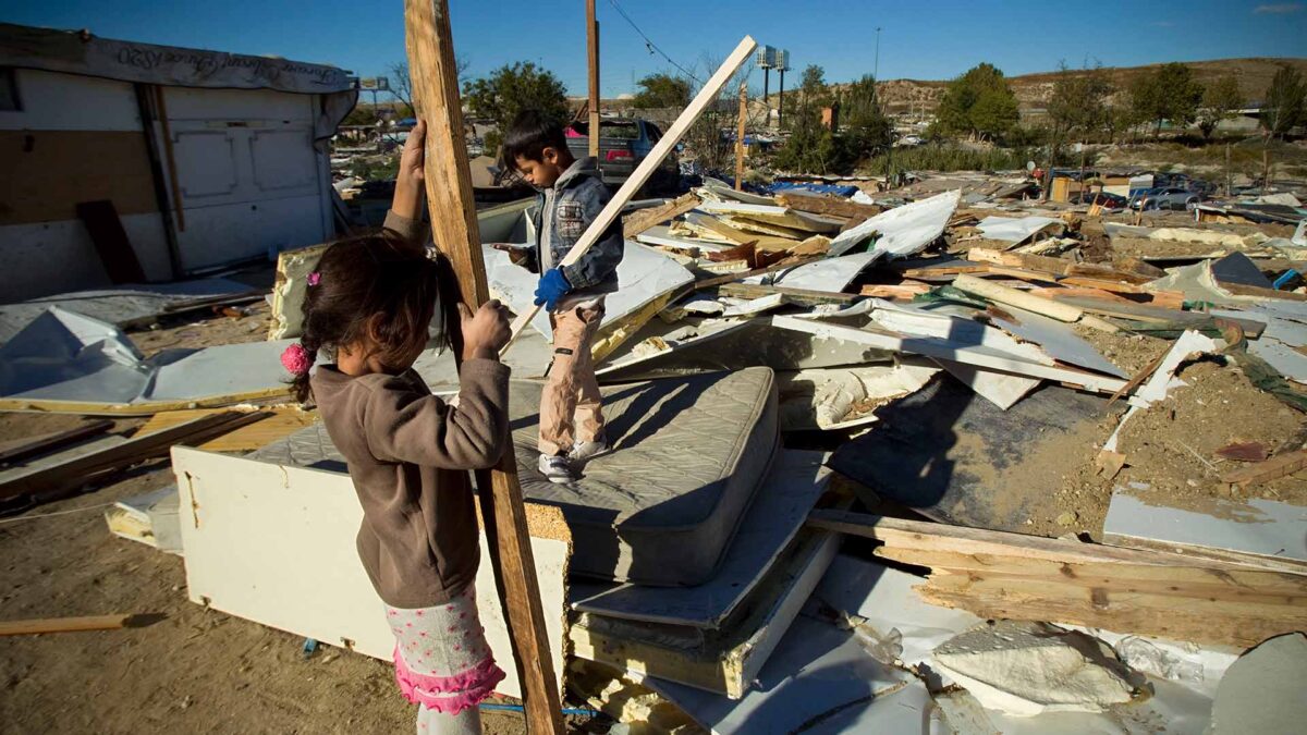 La ONU pide una solución para la niña enferma de Cañada Real que necesita electricidad