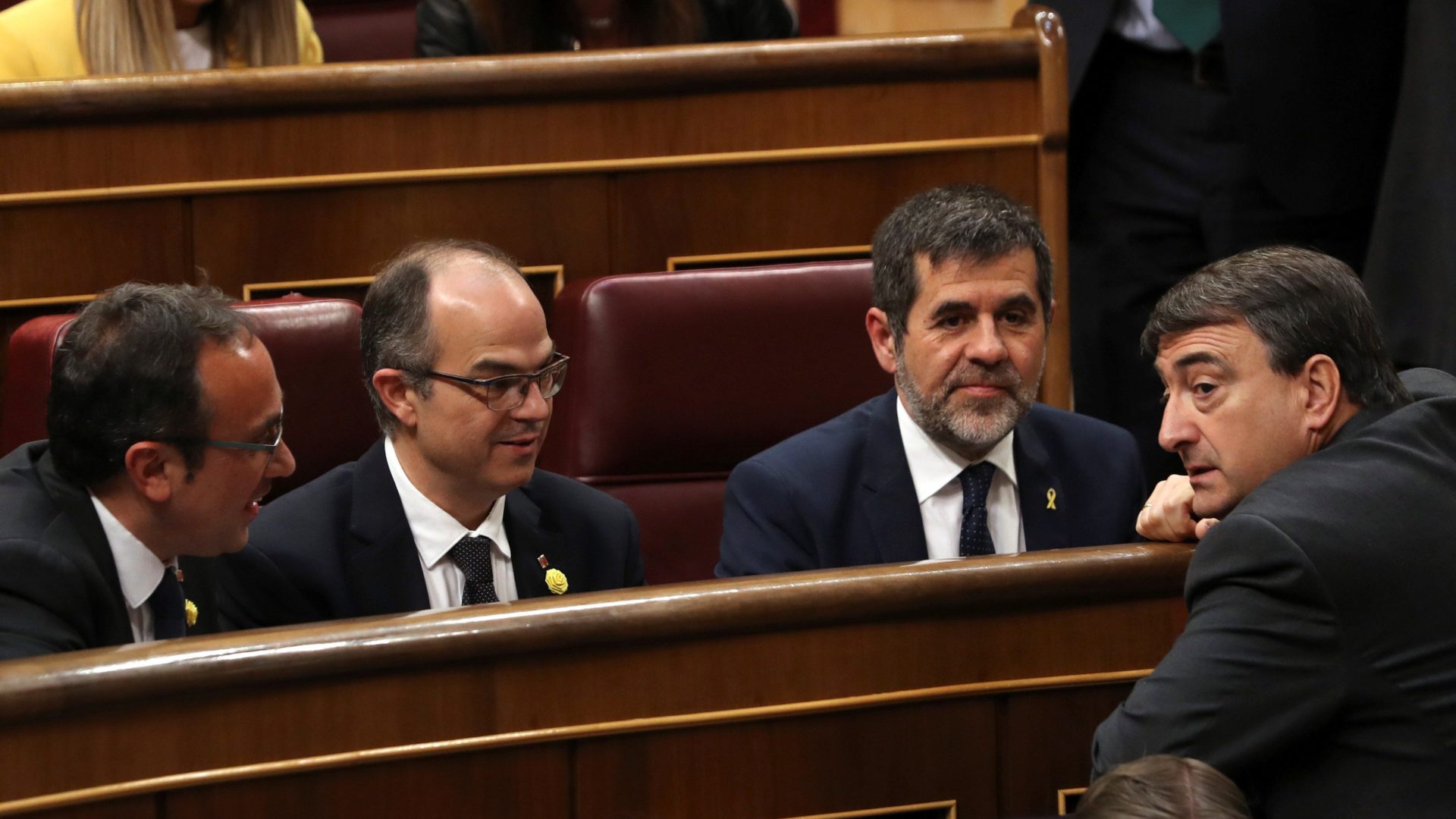 La Mesa del Congreso suspende a los diputados presos con la oposición de Unidas Podemos