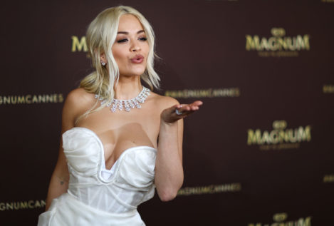 Olvidados en un avión 3,5 millones de euros en joyas destinadas a Rita Ora en el Festival de Cannes