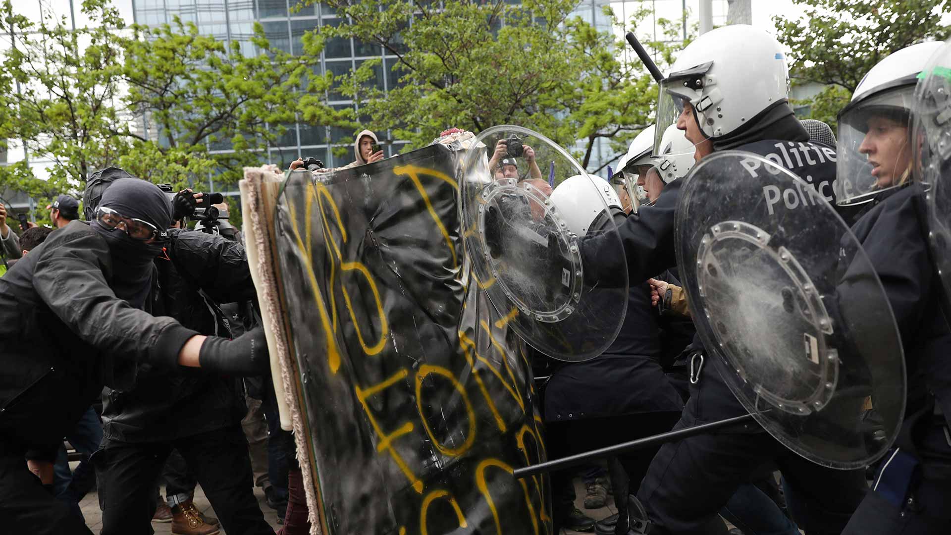 Varios detenidos en una manifestación de los chalecos amarillos en Bruselas