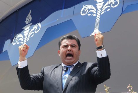 Detenido en California un líder evangélico mexicano por violación de menores