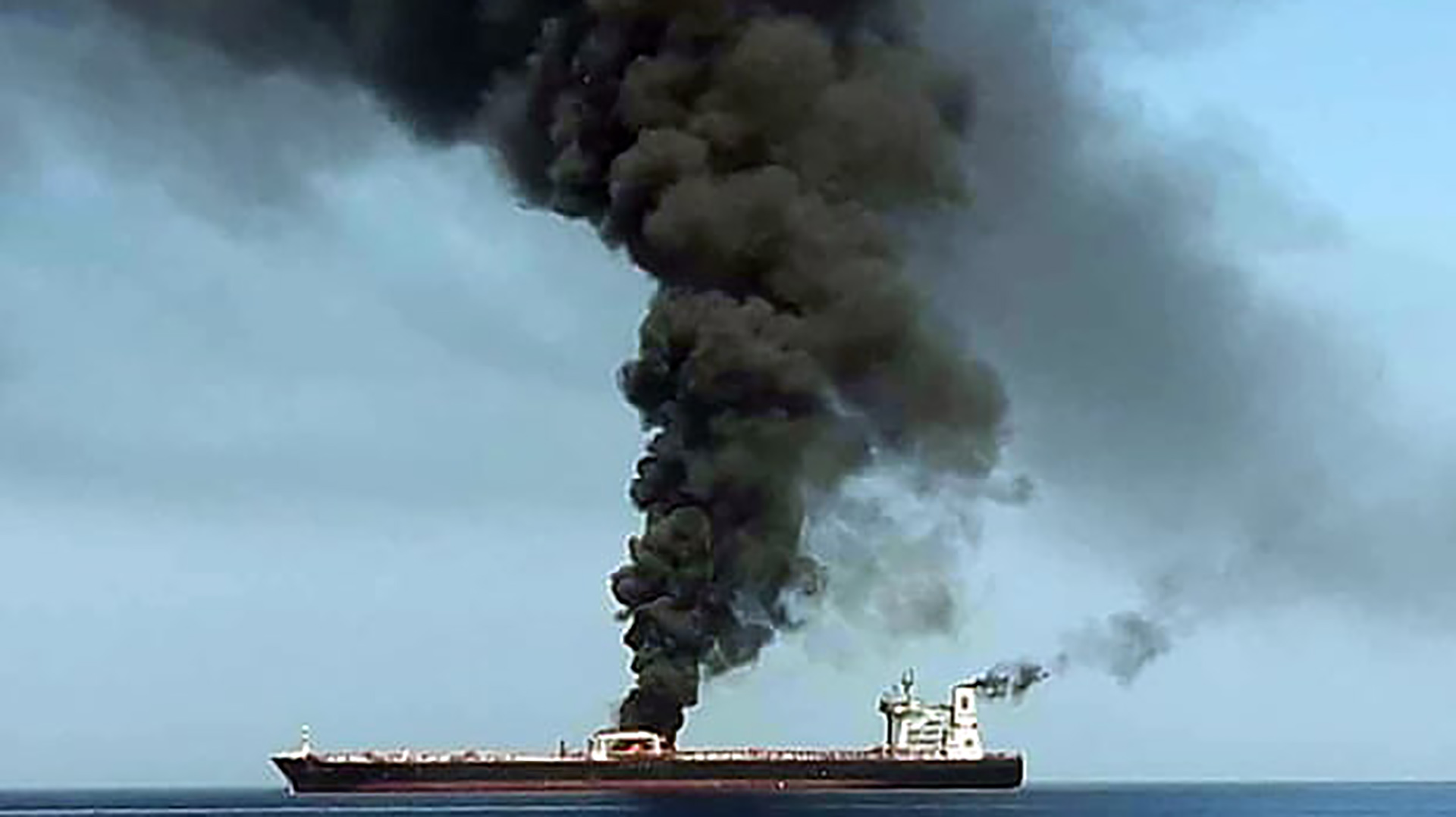 Dos petroleros atacados de nuevo en el golfo de Omán