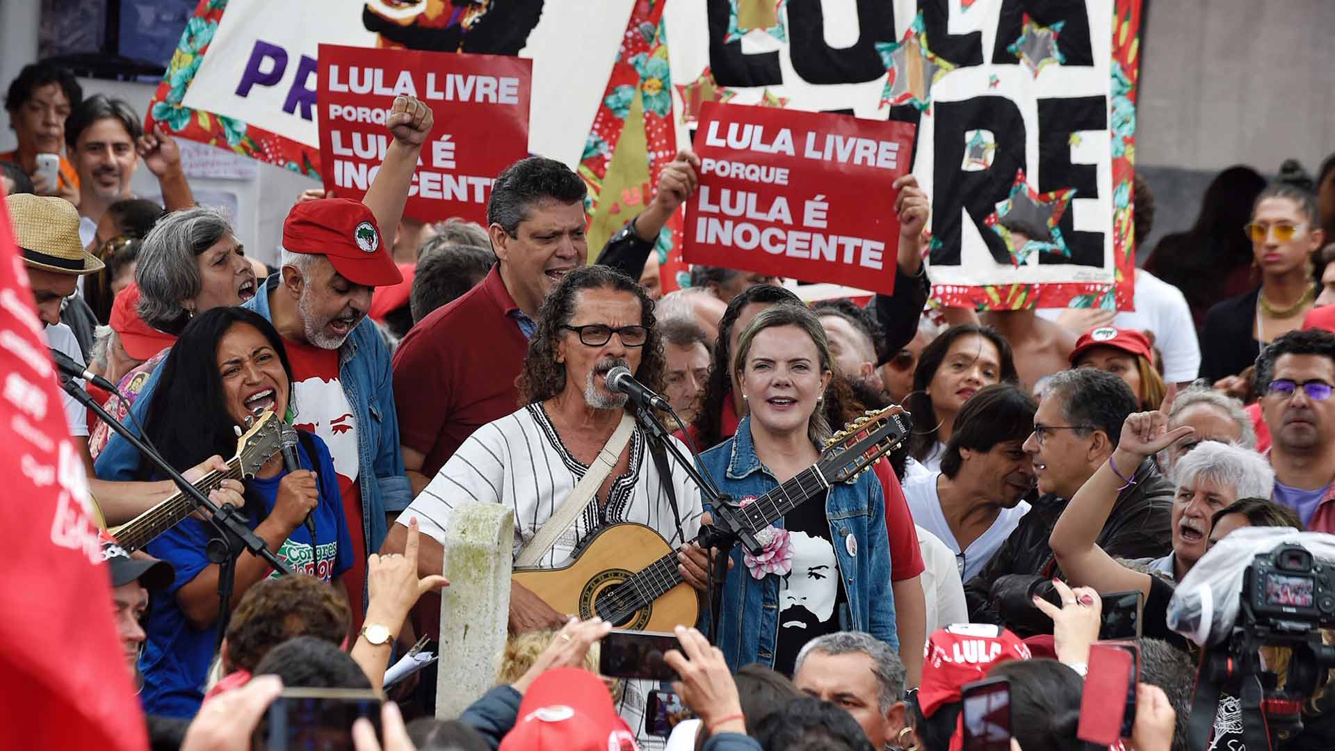 El Máximo tribunal de Brasil reabre el debate sobre la liberación de Lula