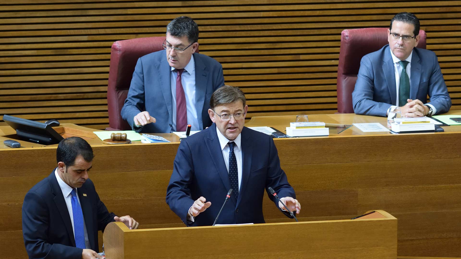 El socialista Ximo Puig es reelegido presidente de la Generalitat Valenciana