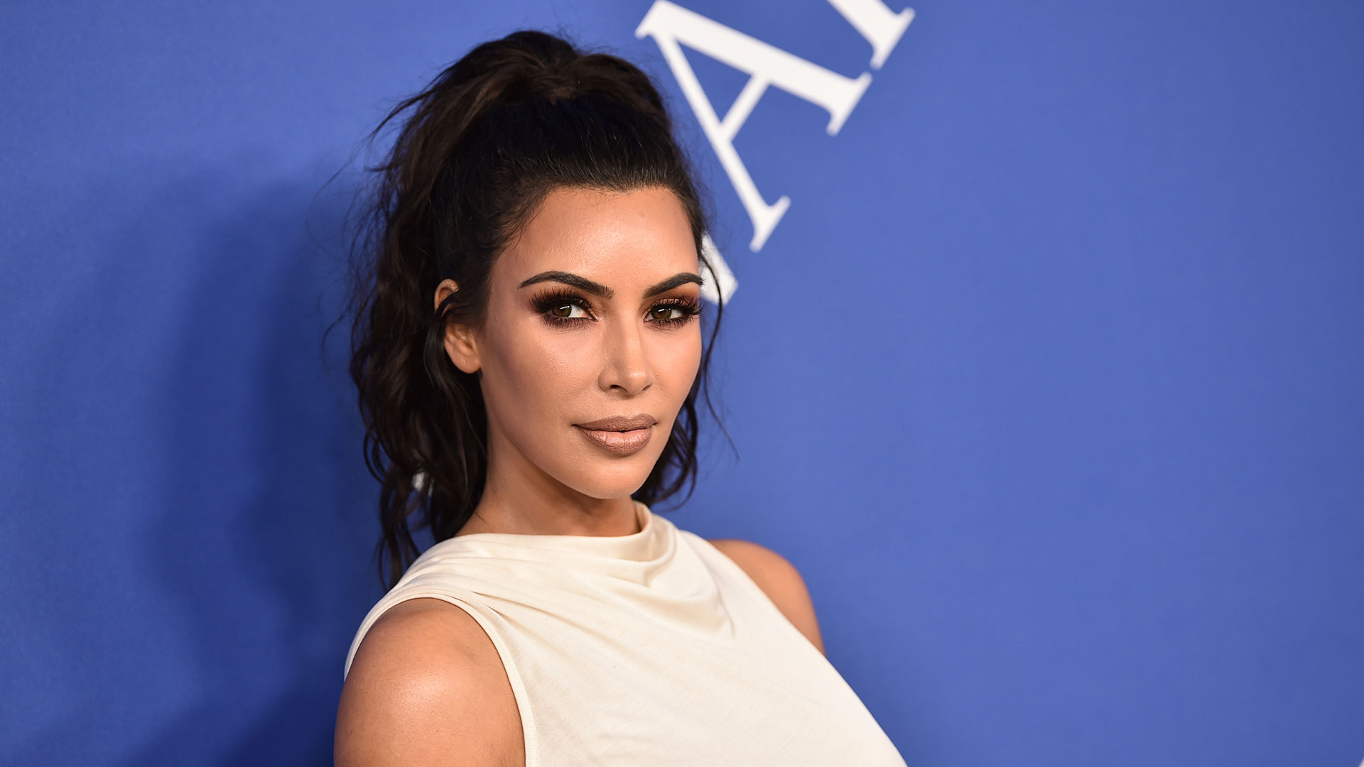 Kim Kardashian desata la polémica con Kimono, su nueva línea de ropa interior