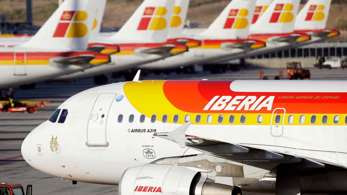 La matriz de Iberia quiere comprar a Boeing 200 aviones del modelo accidentado