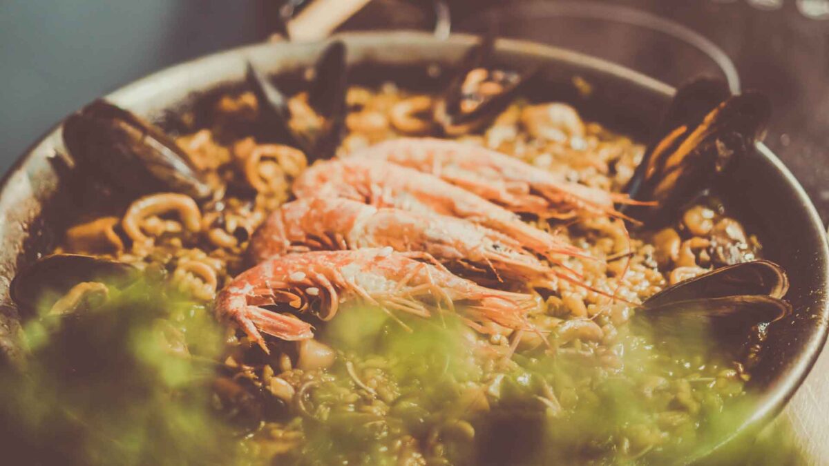 Las 10 mejores paellas (¡y arroces!) de Barcelona según los chefs y críticos gastronómicos