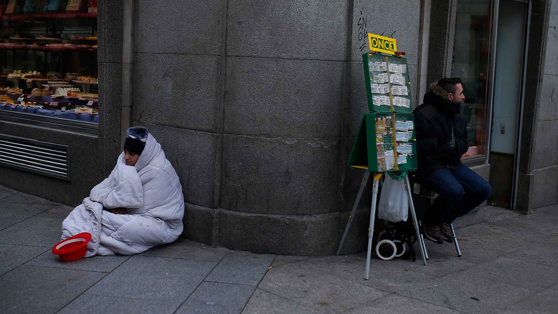 Más del 20% de los españoles vive en riesgo de pobreza