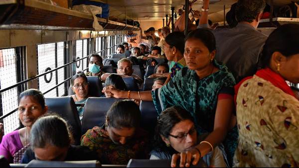 Nueva Delhi ofrece transporte público gratuito para 850.000 mujeres