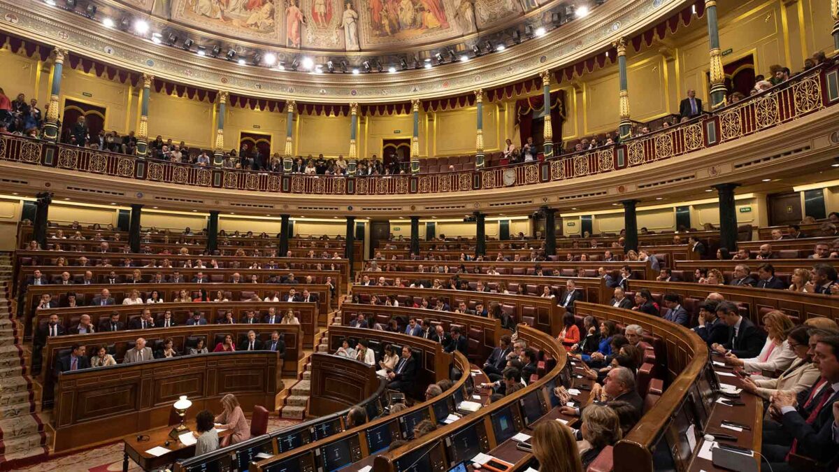 76 exdiputados cobran una indemnización al no seguir en el cargo y carecer de ingresos