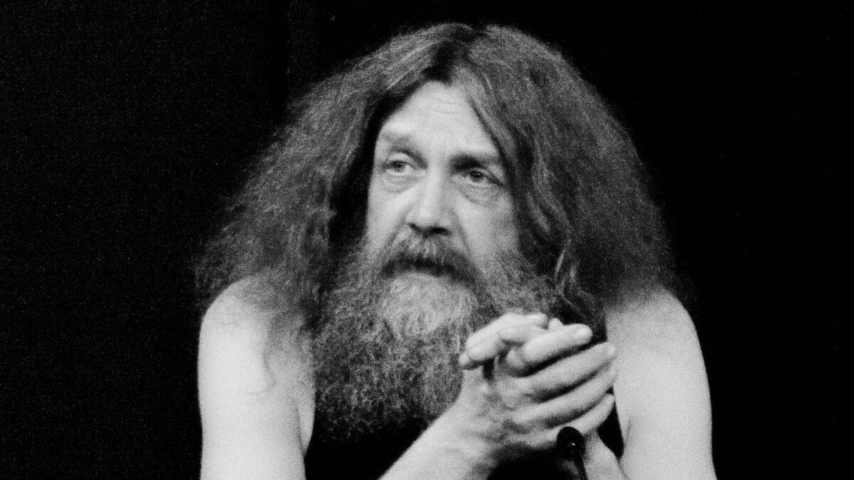 El fantástico creador de superhéroes Alan Moore se despide del mundo del cómic