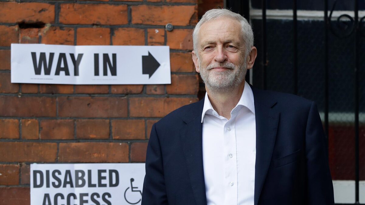 Corbyn pedirá un segundo referéndum del Brexit y defenderá la permanencia en la UE