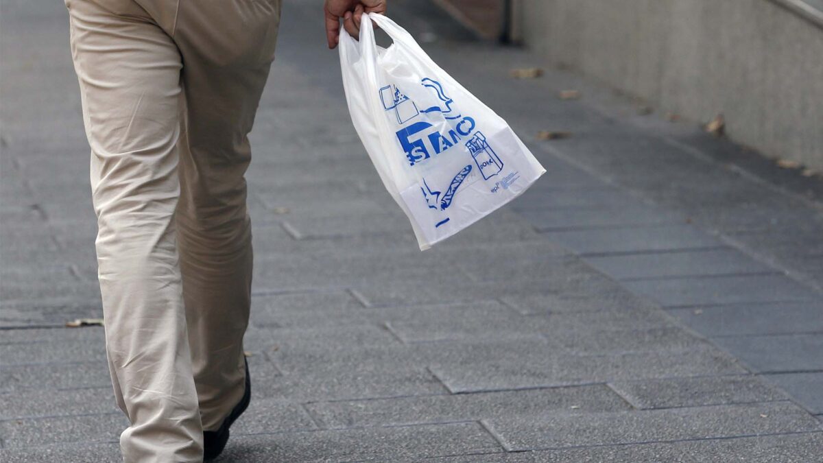 El 20% de las bolsas de plástico acaba como residuo contaminante