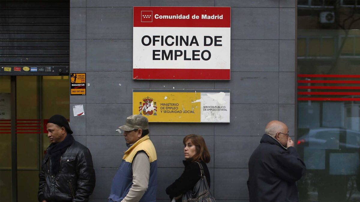 El desempleo retrocede ligeramente al 13,92% en el tercer trimestre