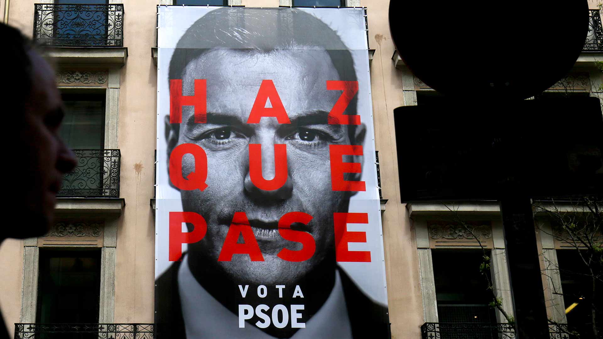 El PSOE crece en intención de voto, Cs se estanca y Podemos sufre una caída, según el CIS