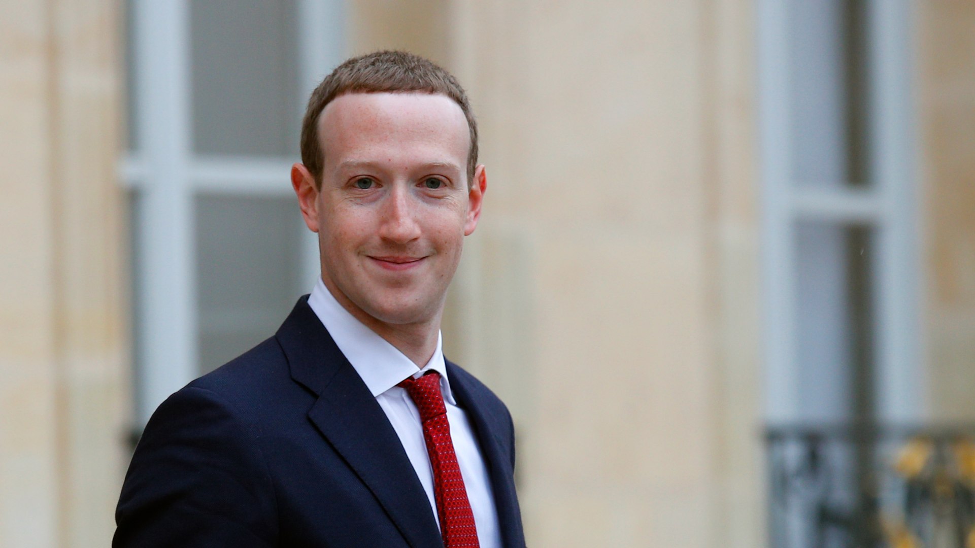Estados Unidos impone a Facebook una multa récord por violación de datos