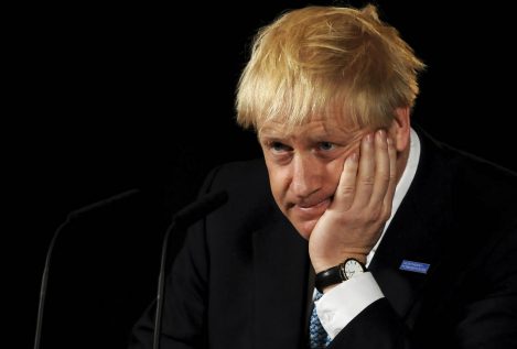 La flema británica, Boris Johnson y un balcón