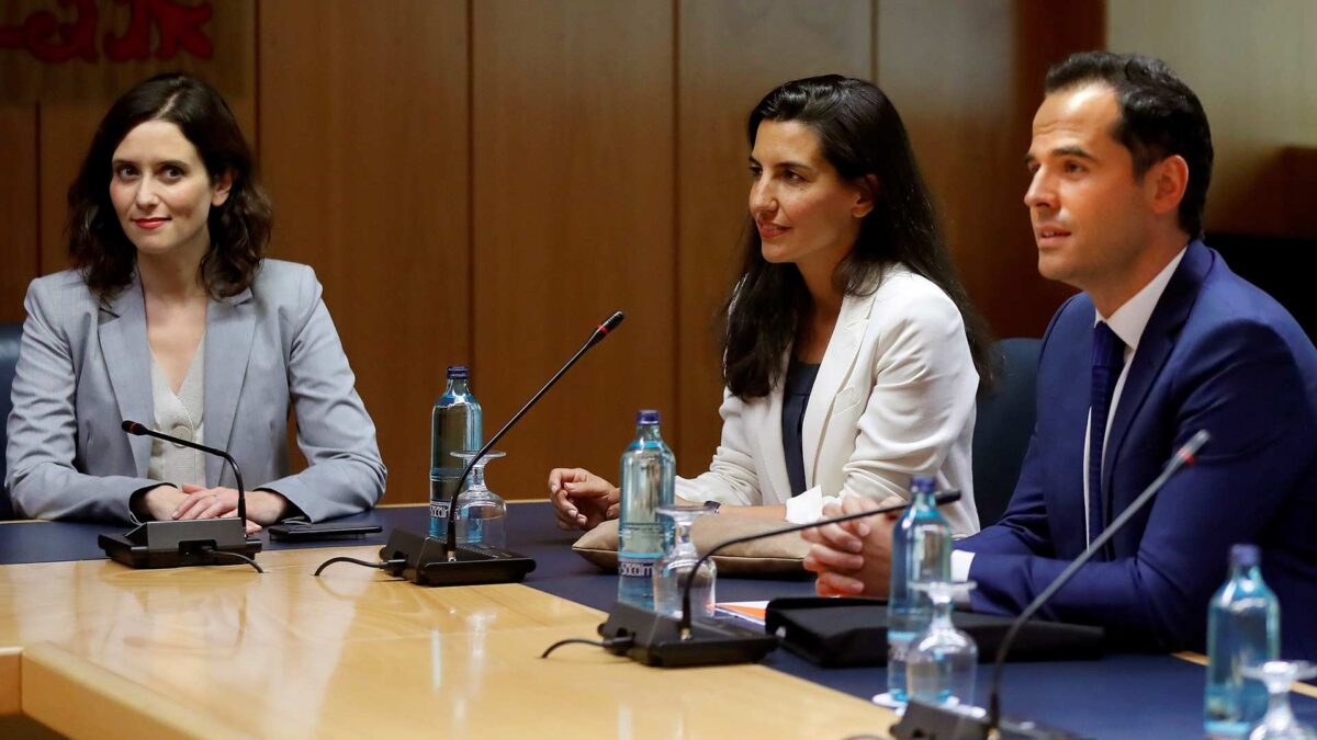 La primera reunión entre el PP, Cs y Vox fracasa y provoca una investidura sin candidato en Madrid