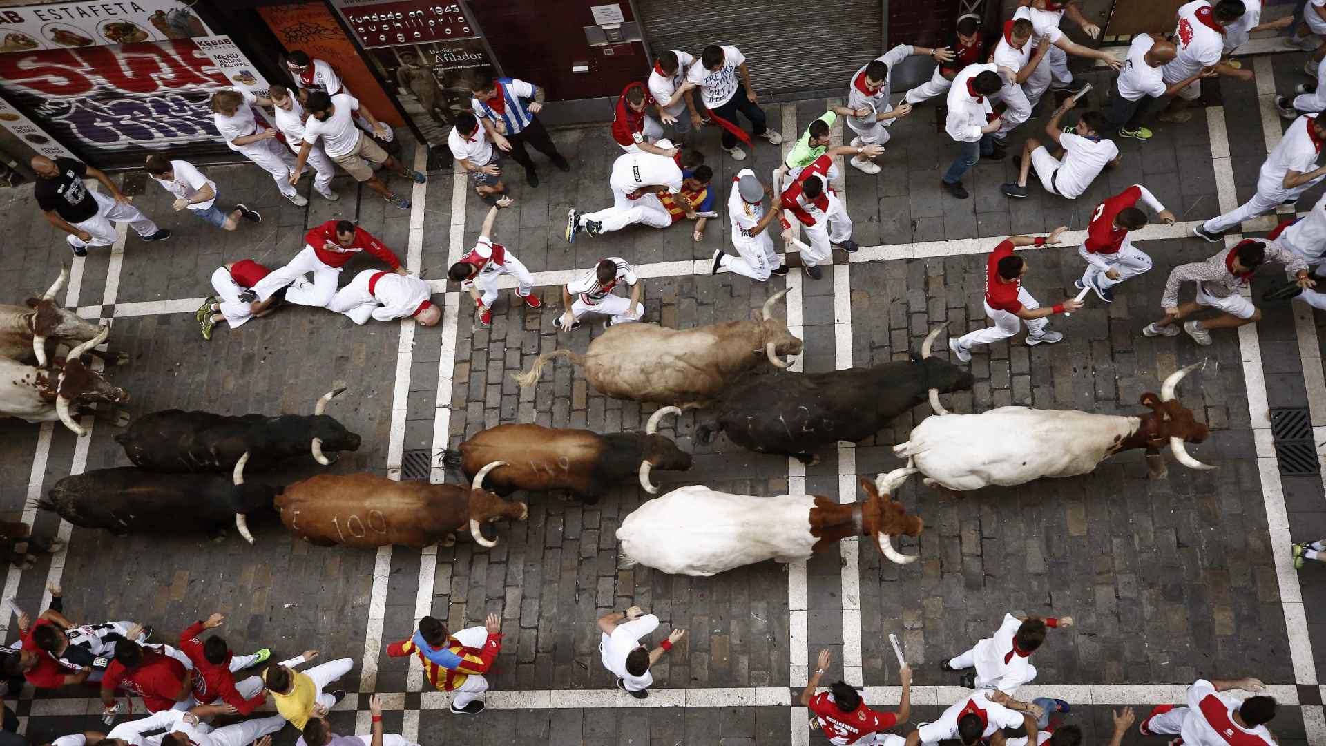 Los toros de Núñez del Cuvillo protagonizan el encierro más emocionante de los Sanfermines