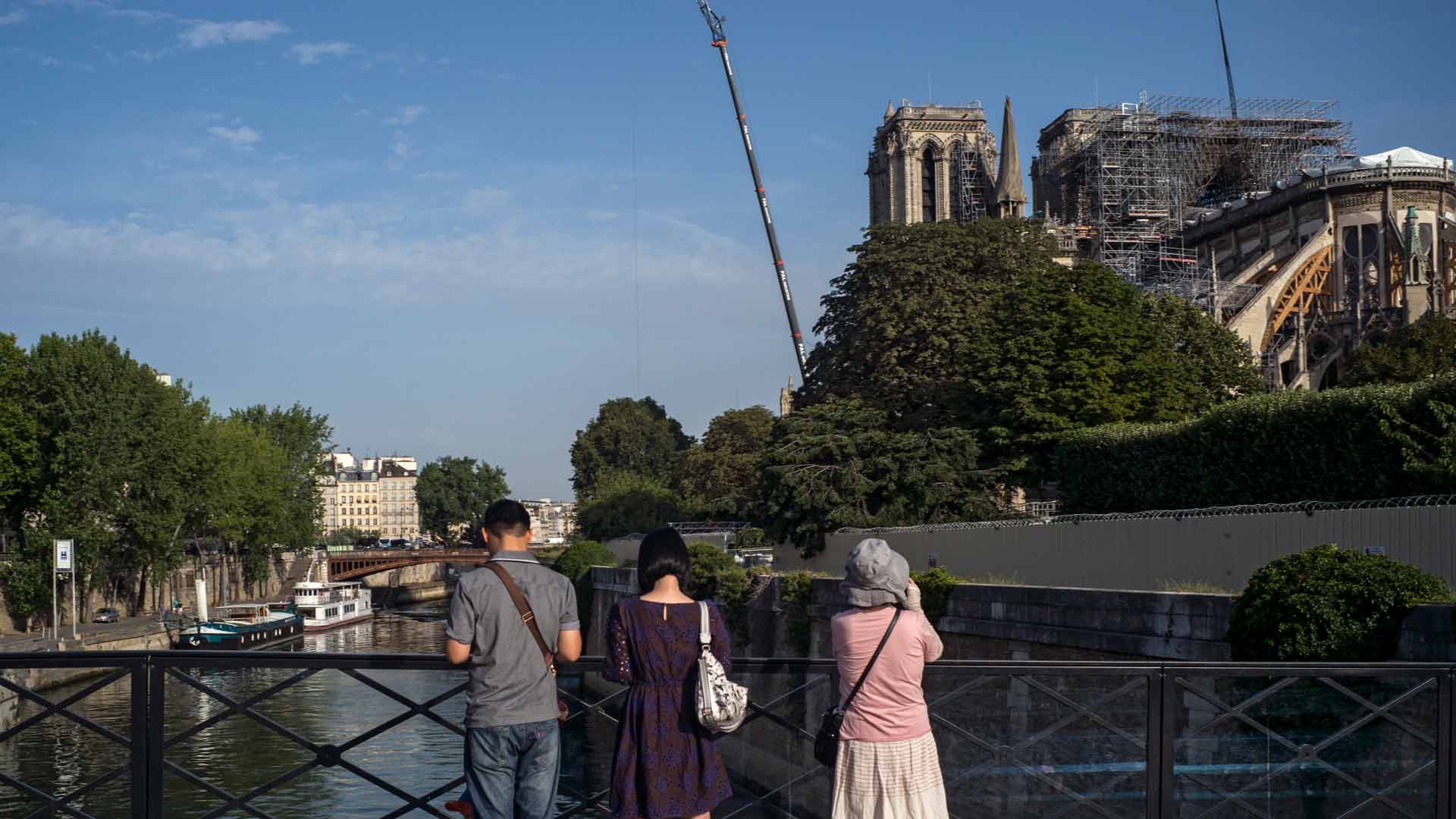 Denuncia en París por los altos niveles de plomo tras el incendio de Notre Dame