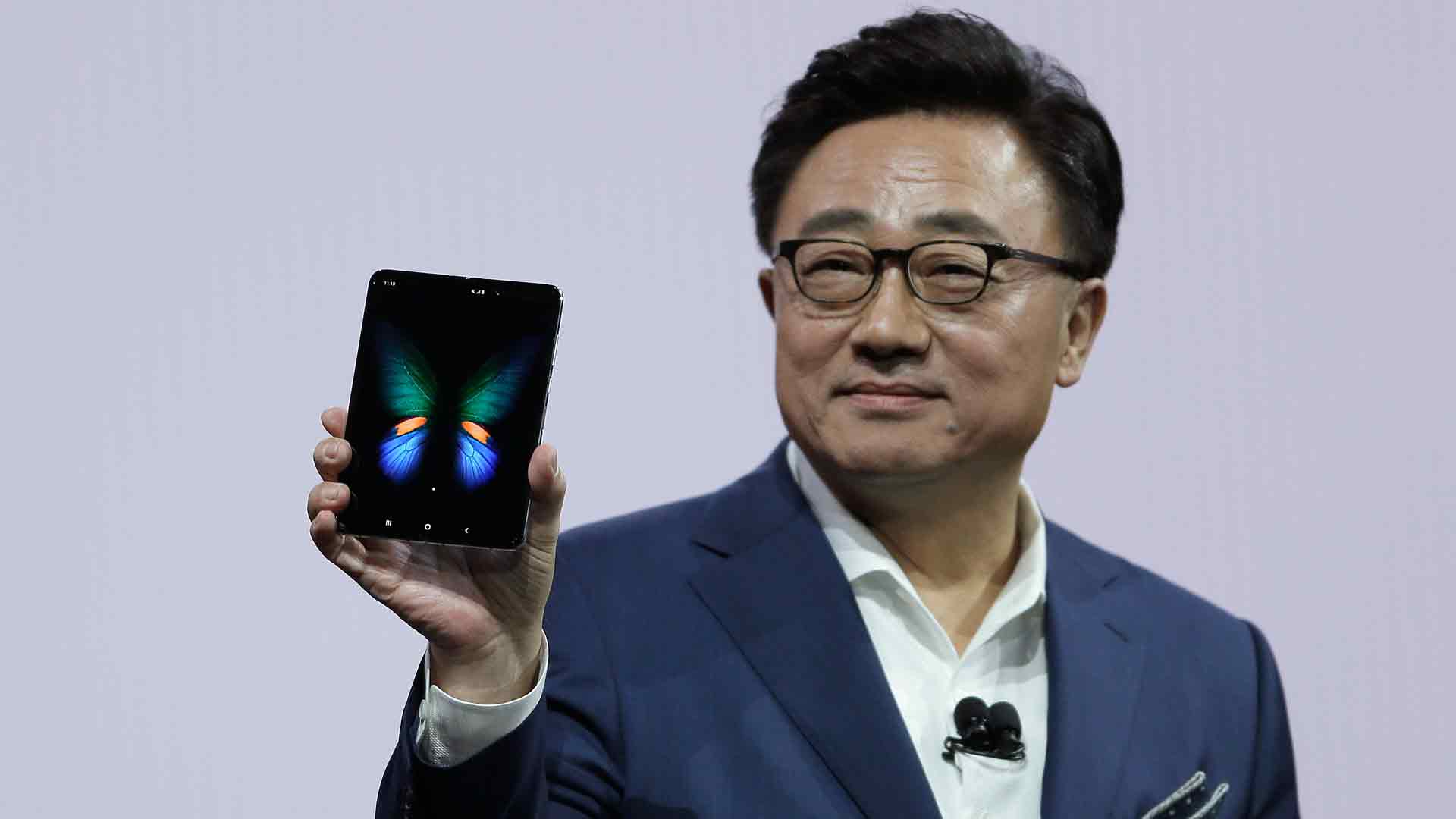 Samsung lanza en septiembre su 'smartphone' plegable en medio de la polémica con Japón