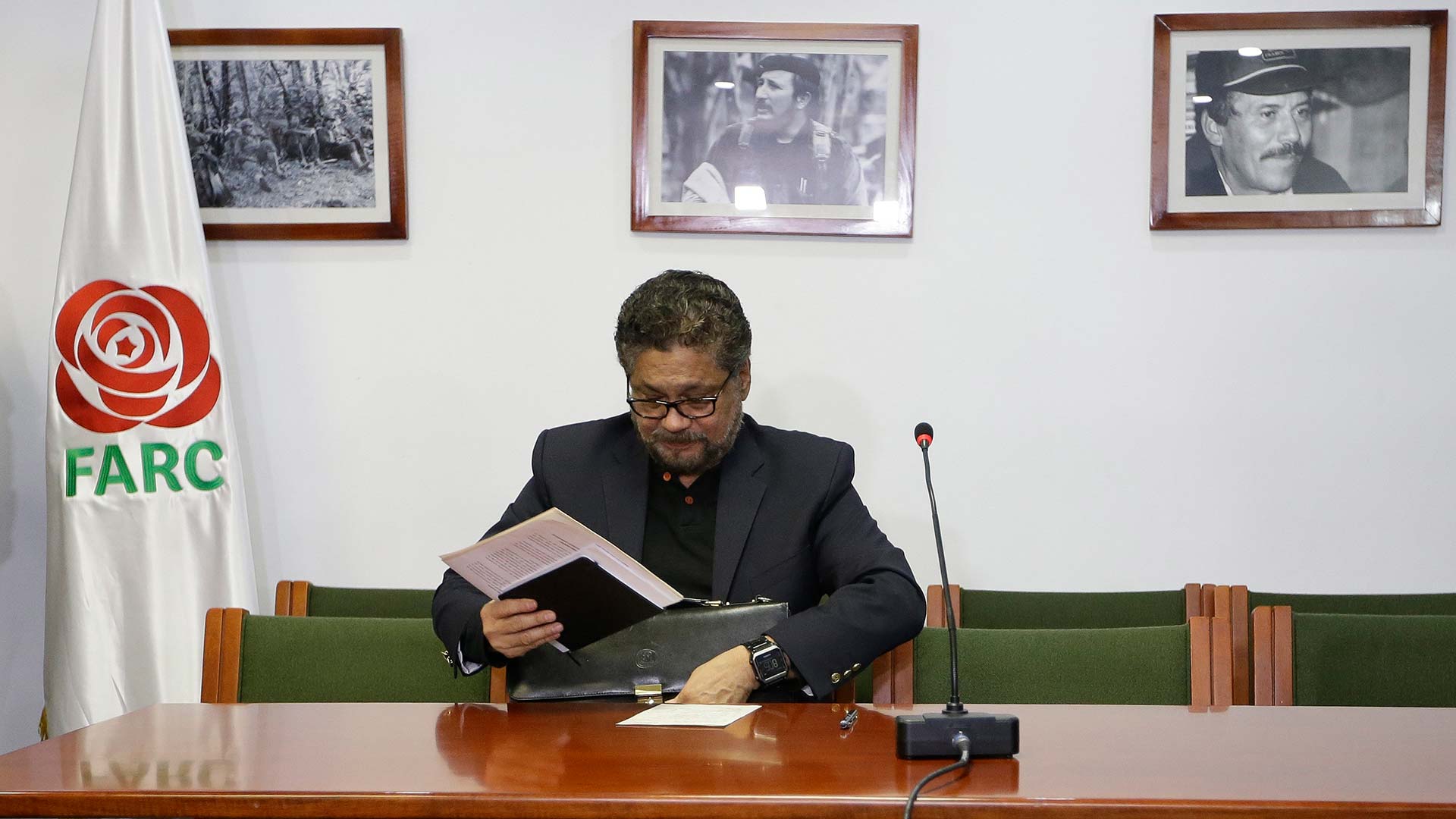 El disidente de las FARC Iván Márquez anuncia que retoma las armas en "una nueva etapa de la lucha"