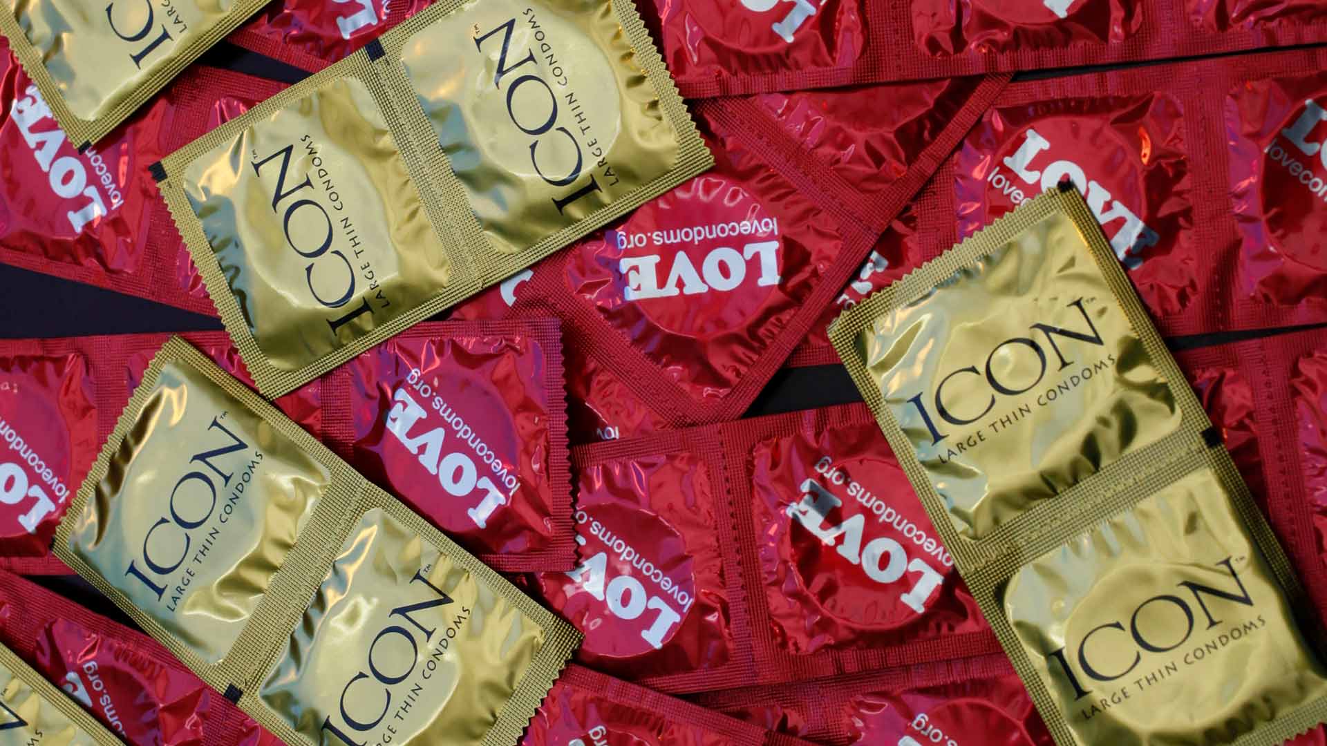Sanidad dona 100.000 kits con preservativos para distribuir en conciertos y festivales