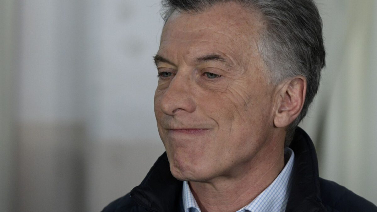 El peso argentino se desploma tras el revés de Macri en unas primarias que viran hacia el kirchnerismo