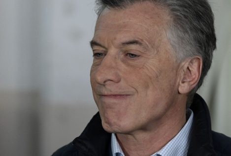El peso argentino se desploma tras el revés de Macri en unas primarias que viran hacia el kirchnerismo