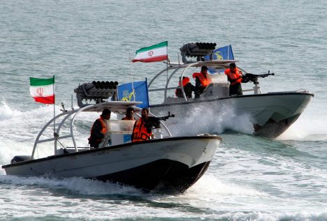 Irán intercepta un barco "extranjero", el tercero en menos de un mes