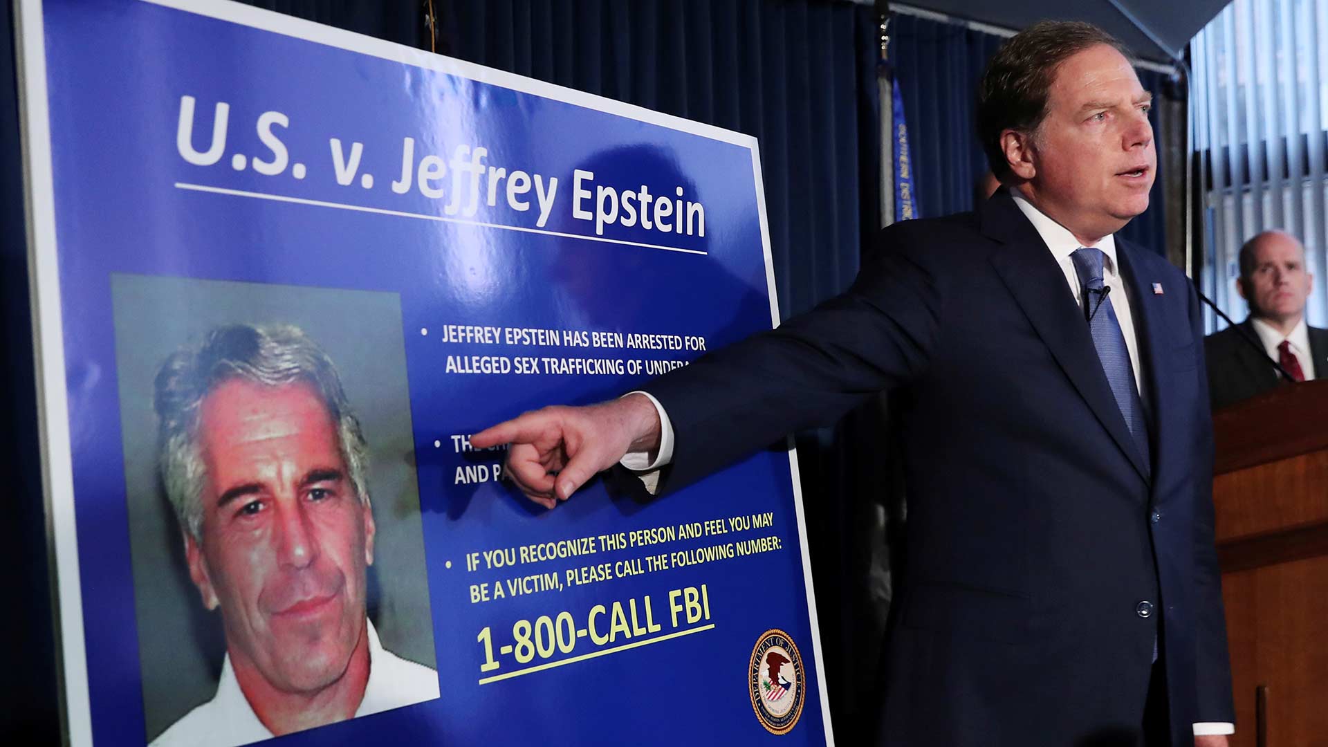 Jeffrey Epstein, acusado de tráfico sexual de menores, hallado muerto en prisión
