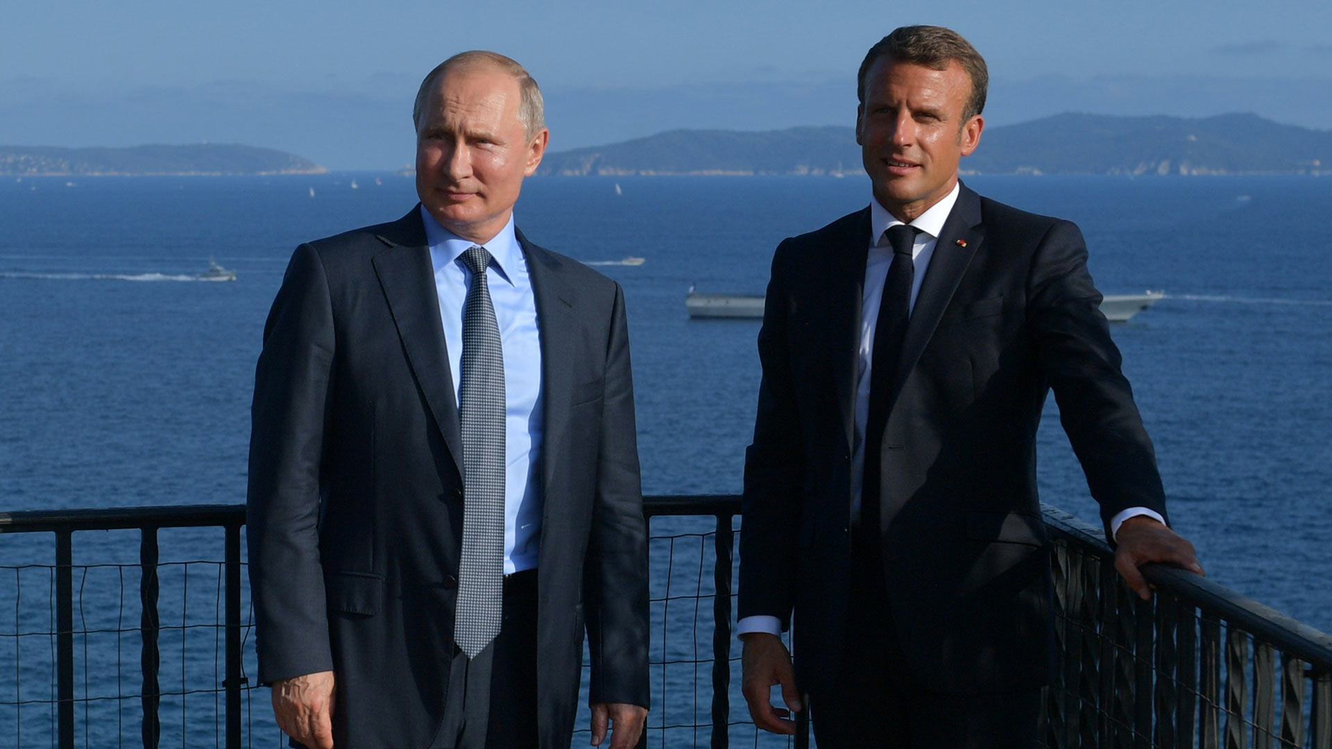 Macron acerca posturas con Putin a una semana del G7