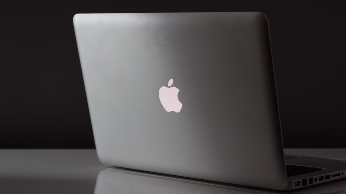 Singapur se suma a EEUU en prohibir un modelo de MacBook Pro en sus vuelos