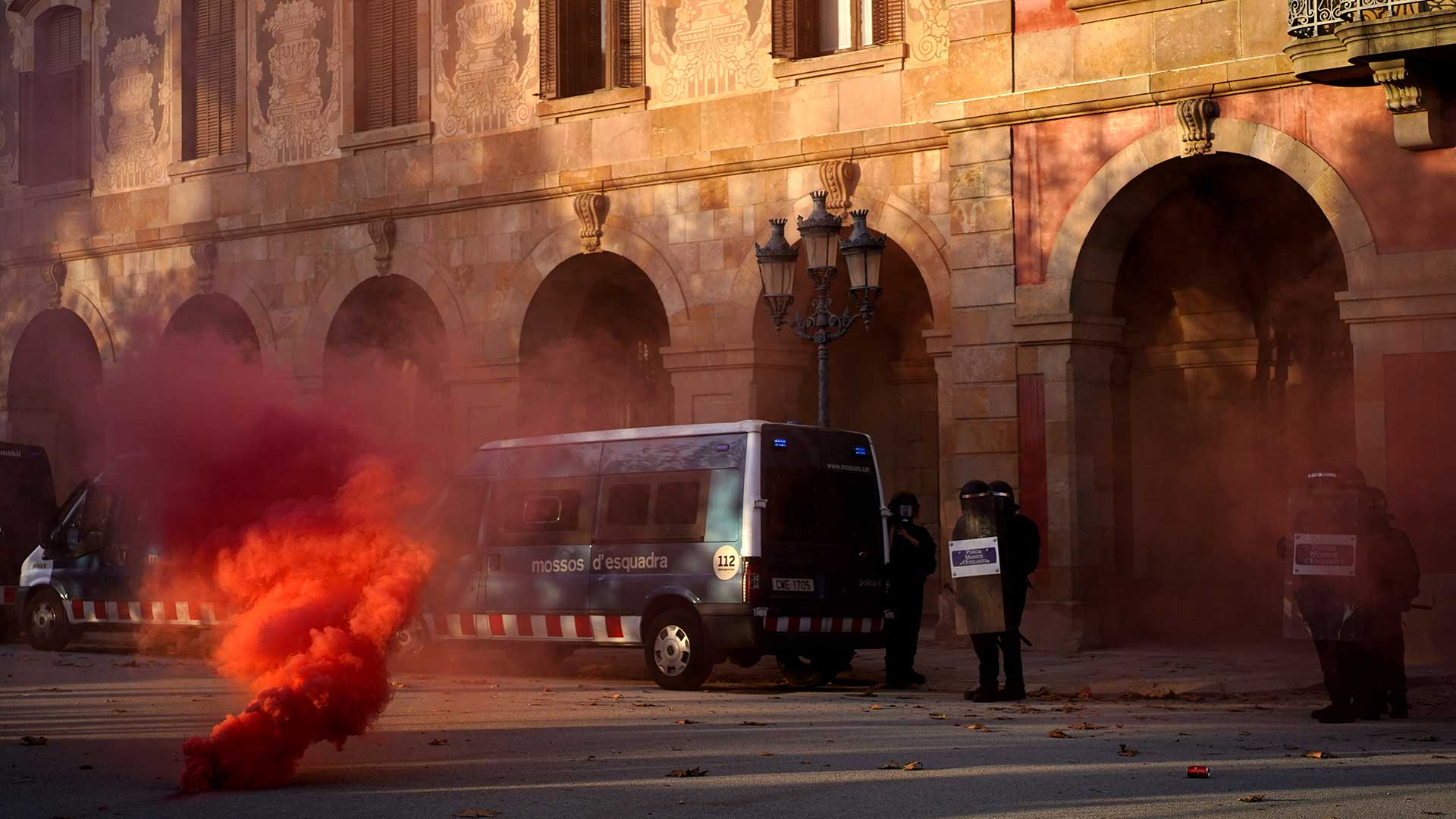 Los Mossos podrán usar gas pimienta como medida antidisturbios en las protestas