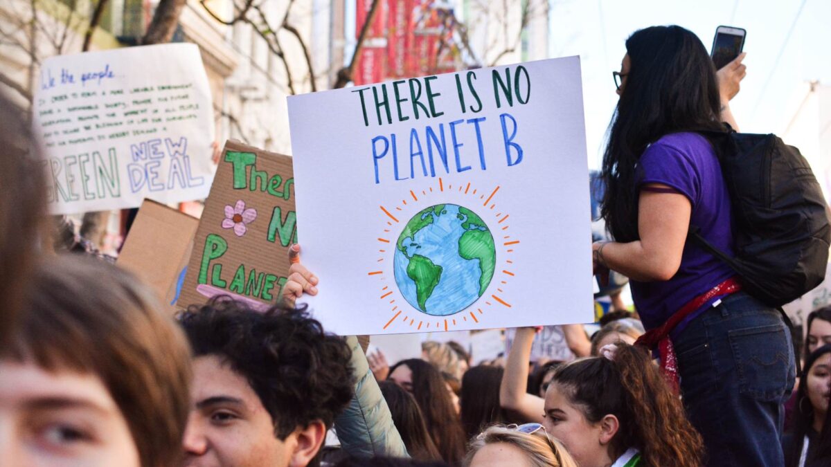 Huelga mundial por el clima: sin educación no hay desarrollo sostenible