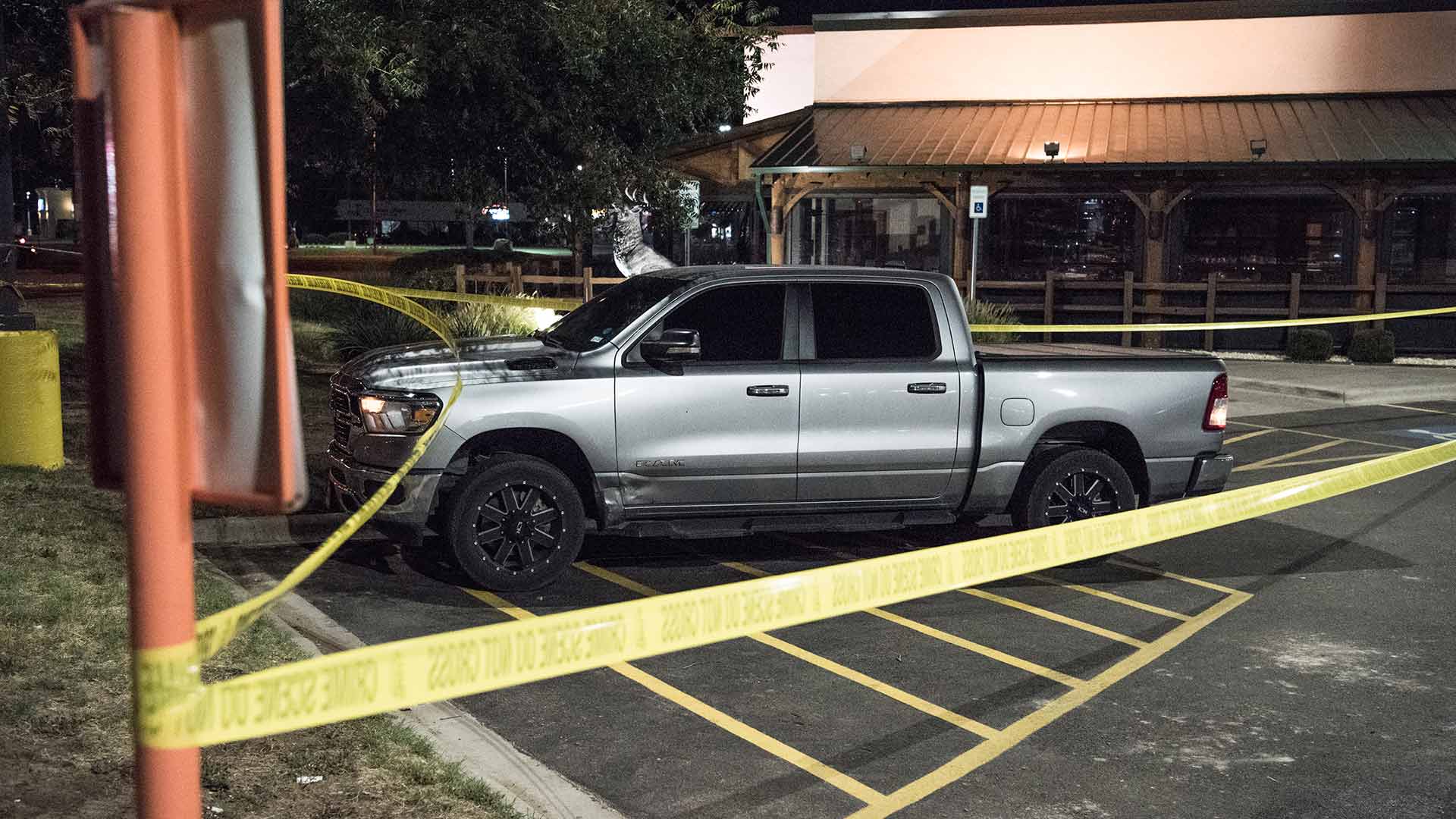 Cinco muertos y 21 heridos tras un tiroteo en Texas