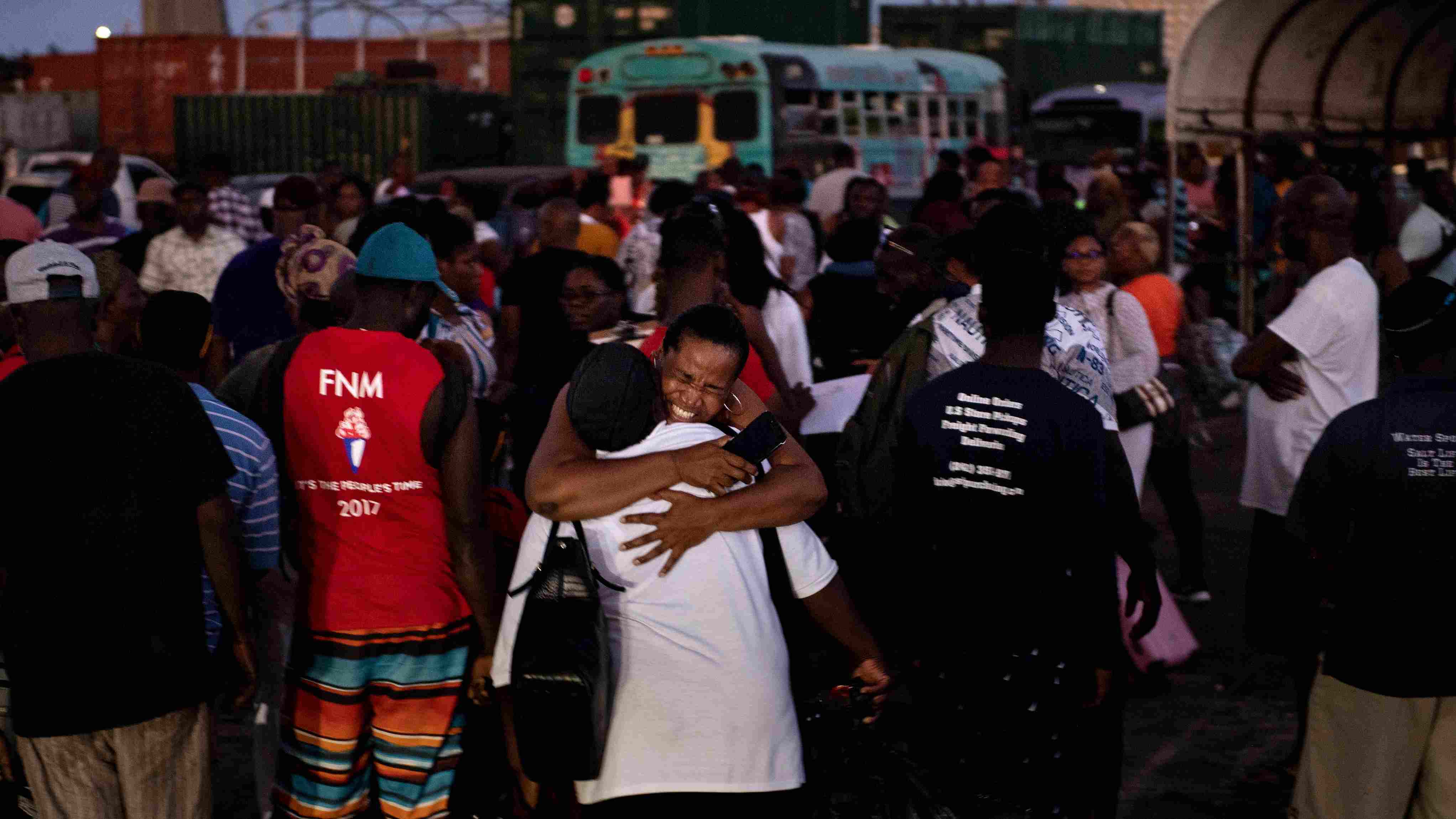 Comienzan las evacuaciones en Bahamas, donde Dorian deja al menos 43 muertos