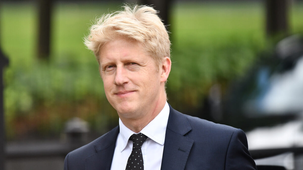 Dimite el hermano de Boris Johnson, Jo Johnson, por discrepancias por el Brexit