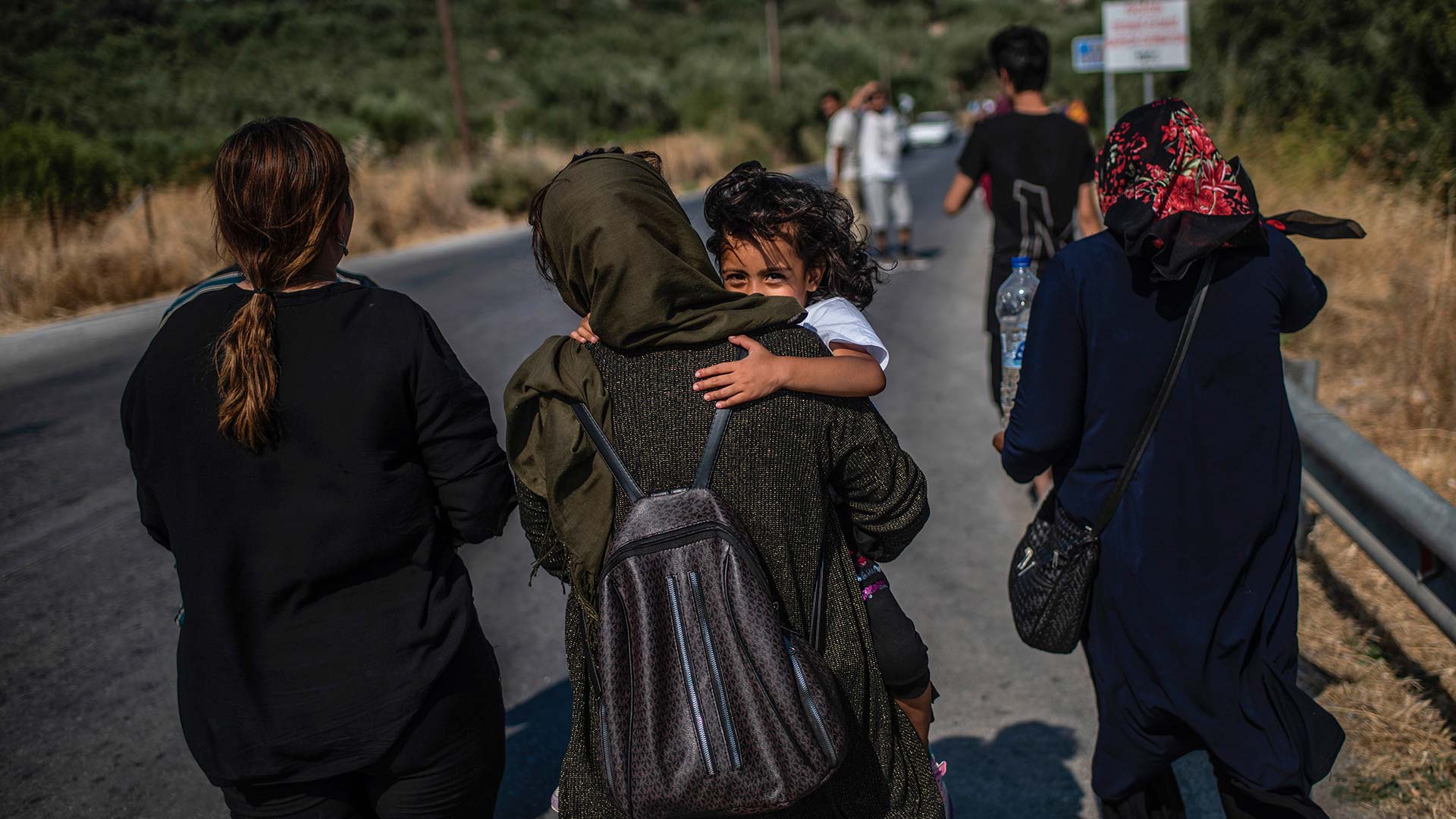 Grecia establece "estrictas" medidas para abordar la "gran ola" de migrantes